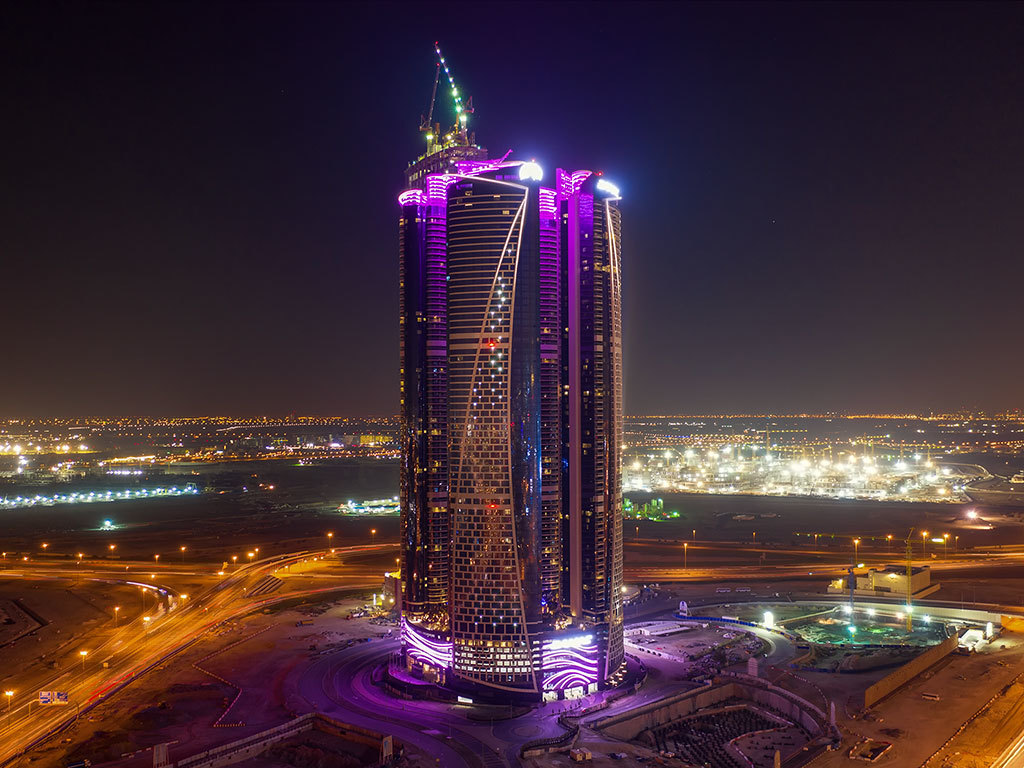 Paramount dubai. DAMAC Cavalli Tower Дубай. Paramount Tower Дубай. Парамаунт отель Дубай. Башни DAMAC от Paramount Hotels & Resorts Dubai.